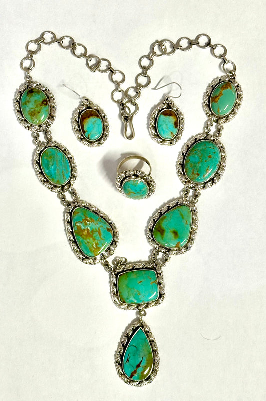 Turqouise set in Sterling silver with adjustable ring
