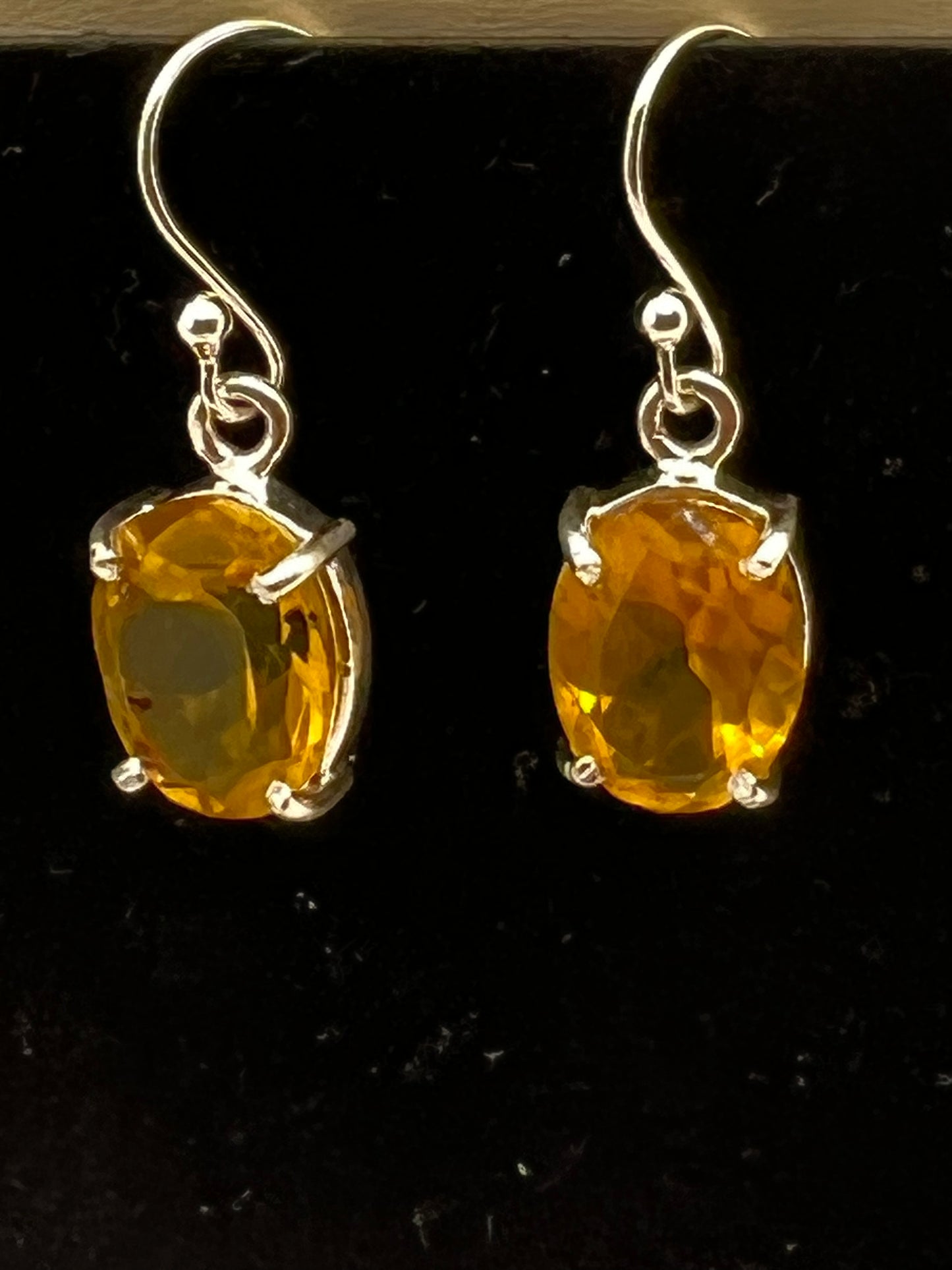 Amber earring in sterling silver